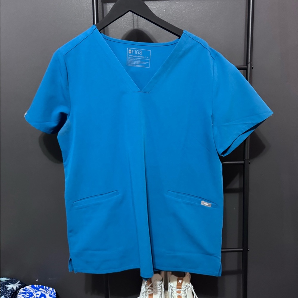 Figs Women's Pacific Blue Short Sleeve Top